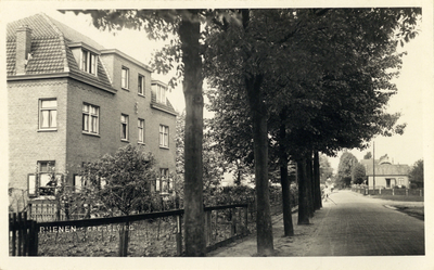 12154 Gezicht in de Grebbeweg te Rhenen.